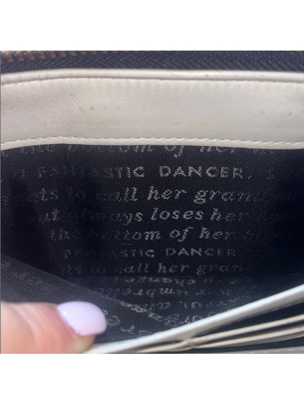 kate spade Storybook Lining Black and Cream Pebbled Zip Wallet - Picture 11 of 12